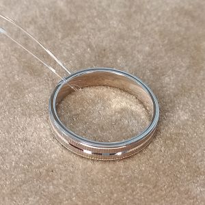 Кольцо обручальное С090028 Цена 3'445 ₽