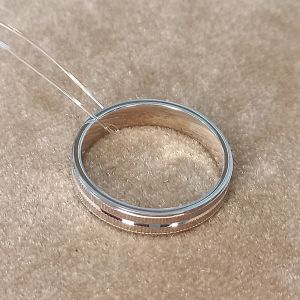 Кольцо обручальное С090028 Цена 3'495 ₽