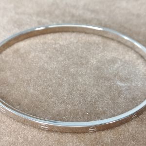 Браслет жесткий С070419 Цена 5'745 ₽