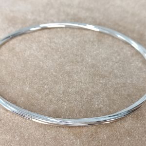 Браслет жесткий С070442 Цена 6'470 ₽