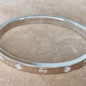 Браслет жесткий С070166 Цена 13'595 ₽