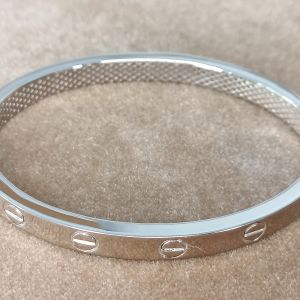 Браслет жесткий С070165 Цена 13'385 ₽